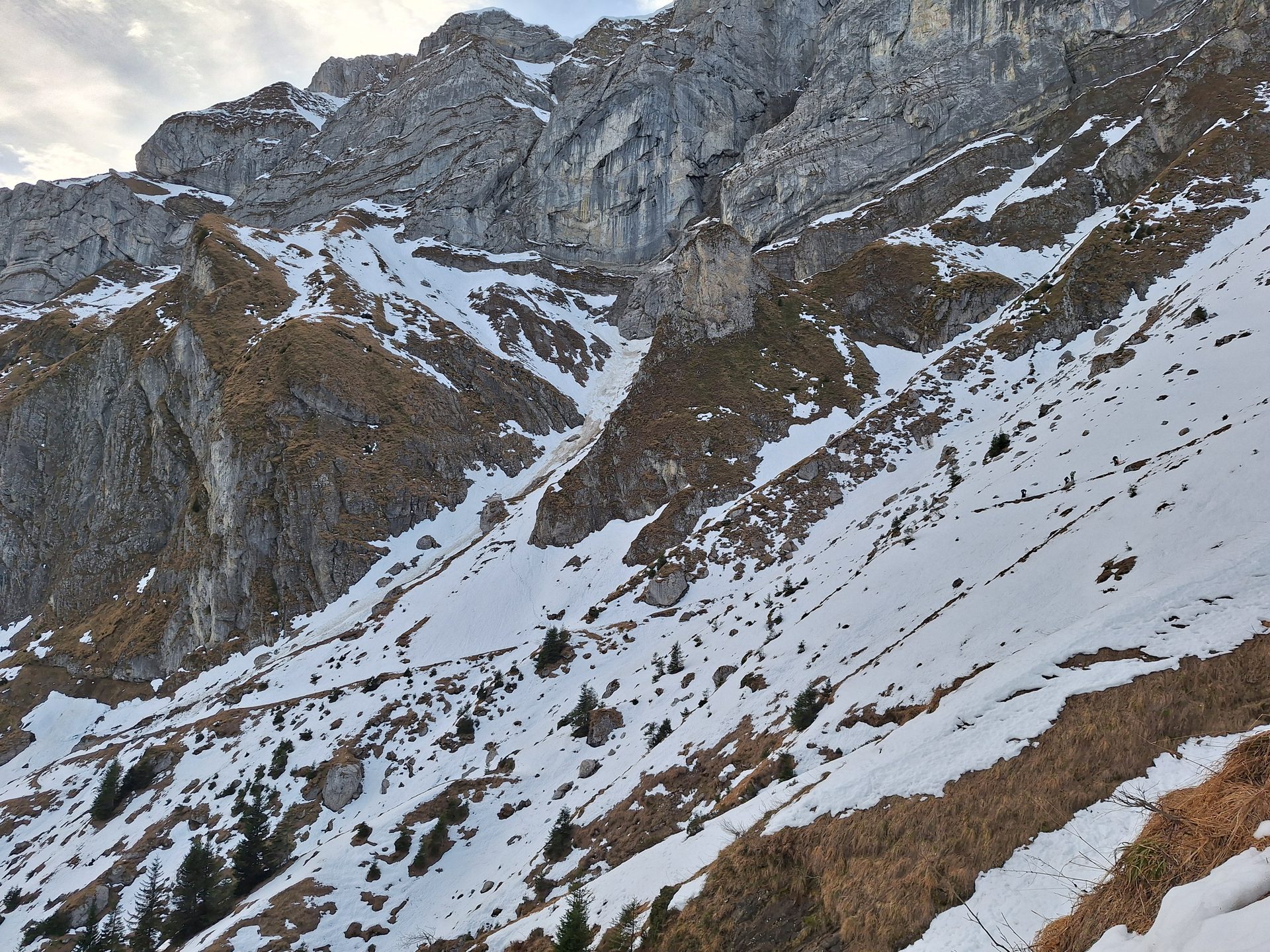 Kulmchrachen & Esel (2119 m) – Pilatus – Bild 2